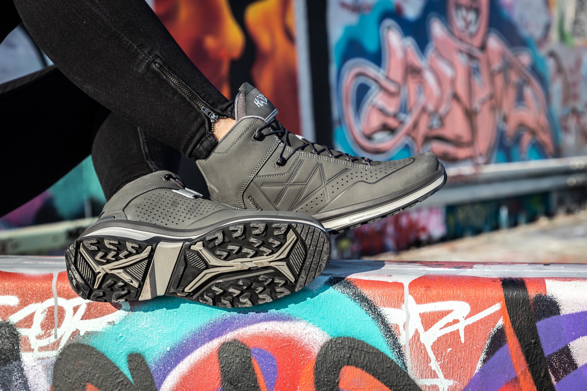 New balance deals 710 damen grau